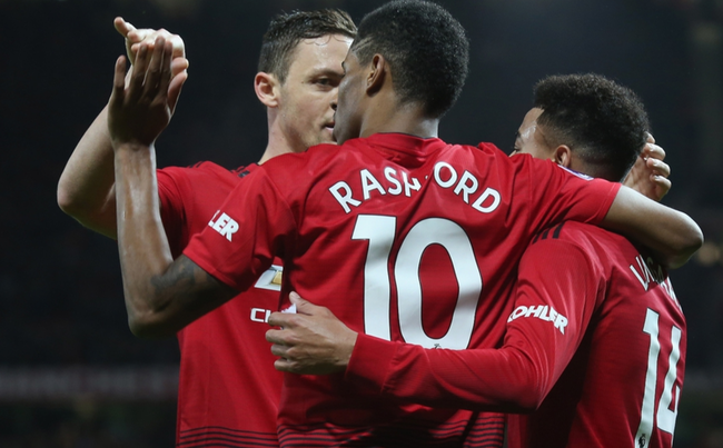 使他成為足 使他成為足