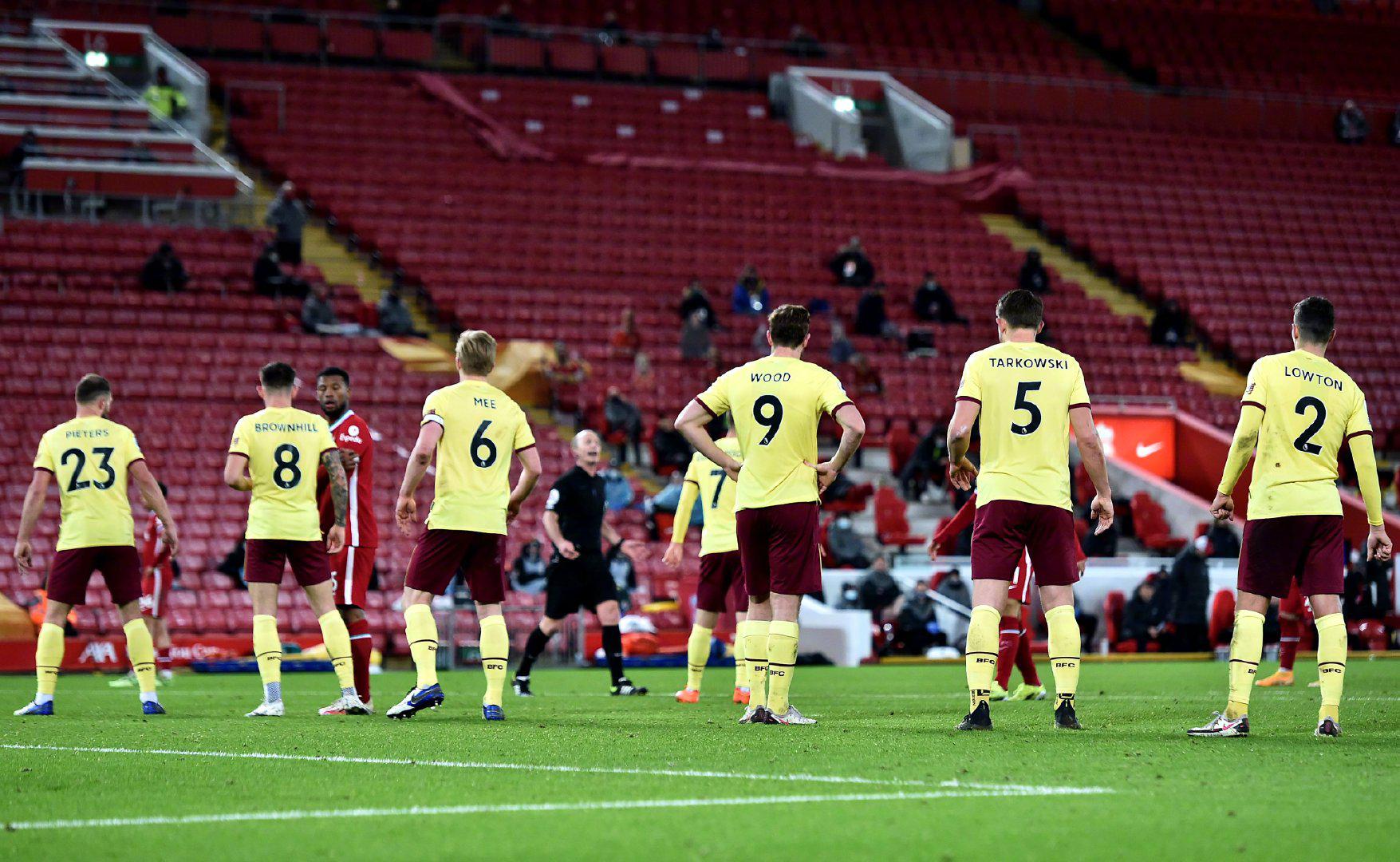 际格局中 际格局中